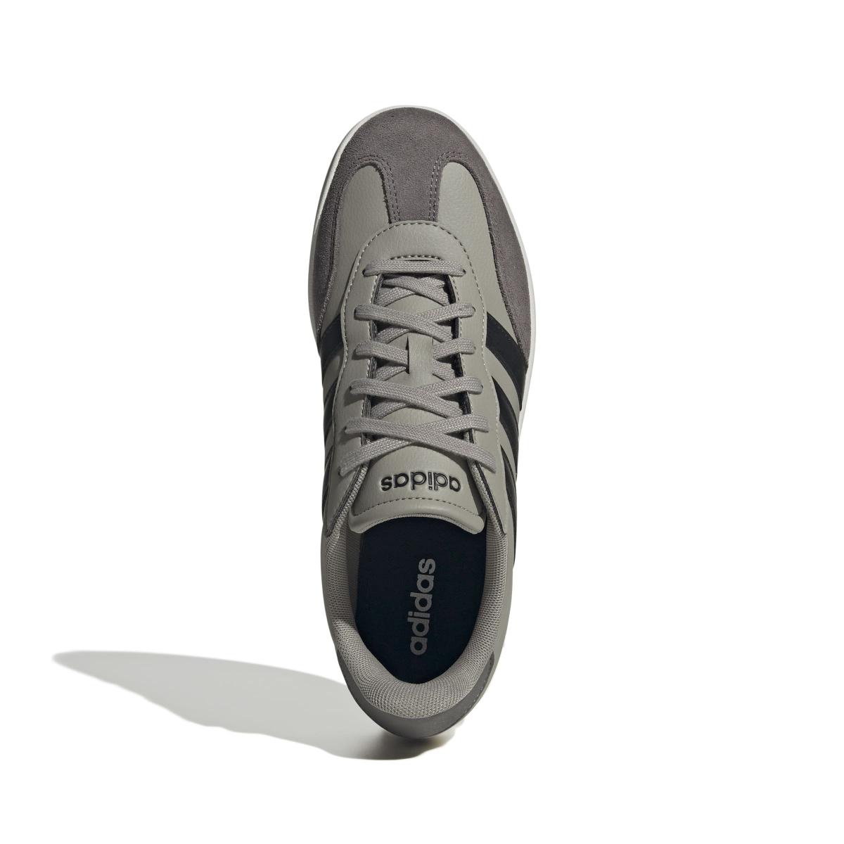 product/a/d/adidas_jr1324_3_footwear_photography_top_portrait_view_white-nw091625.jpg