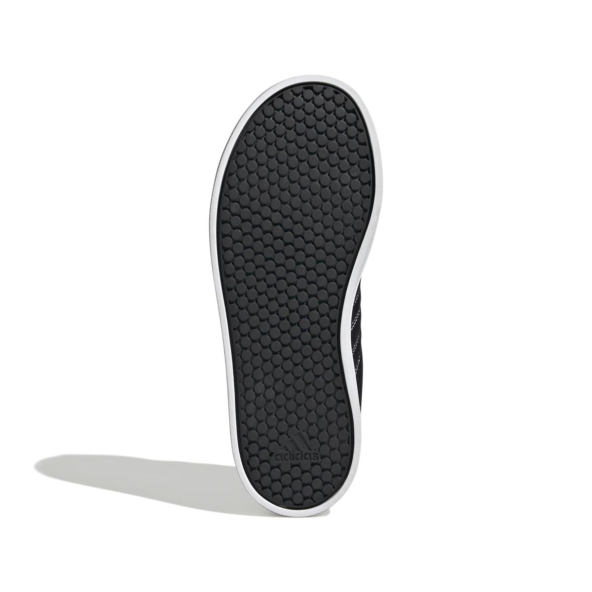 product/a/d/adidas_jr5580_4_footwear_photography_bottom_view_white.jpg