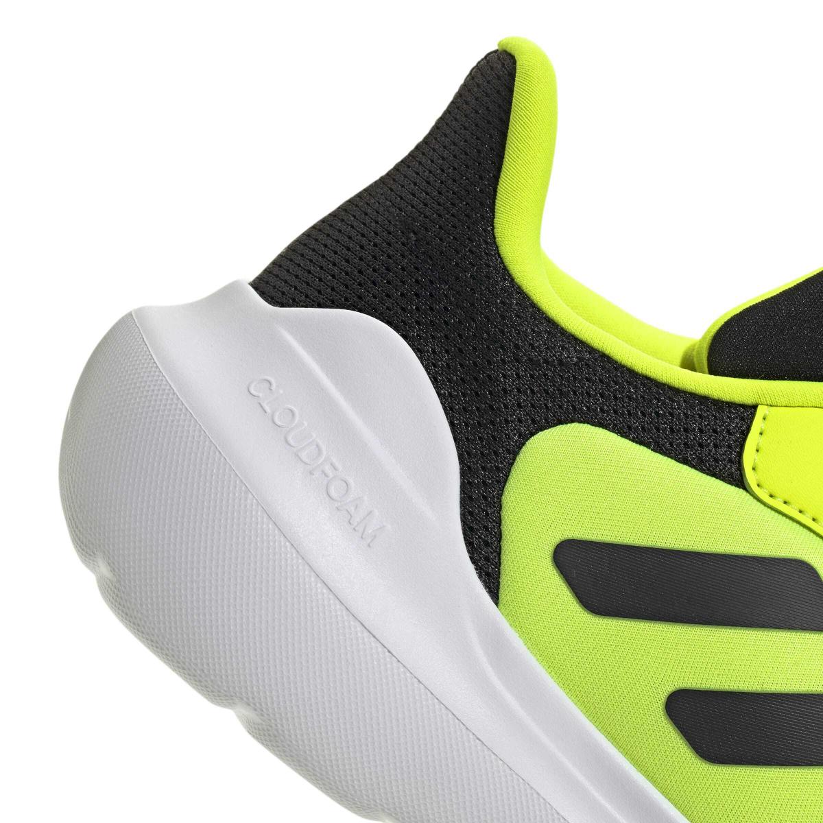 product/a/d/adidas_jr6042_9_footwear_photography_detail_view_2_white.jpg