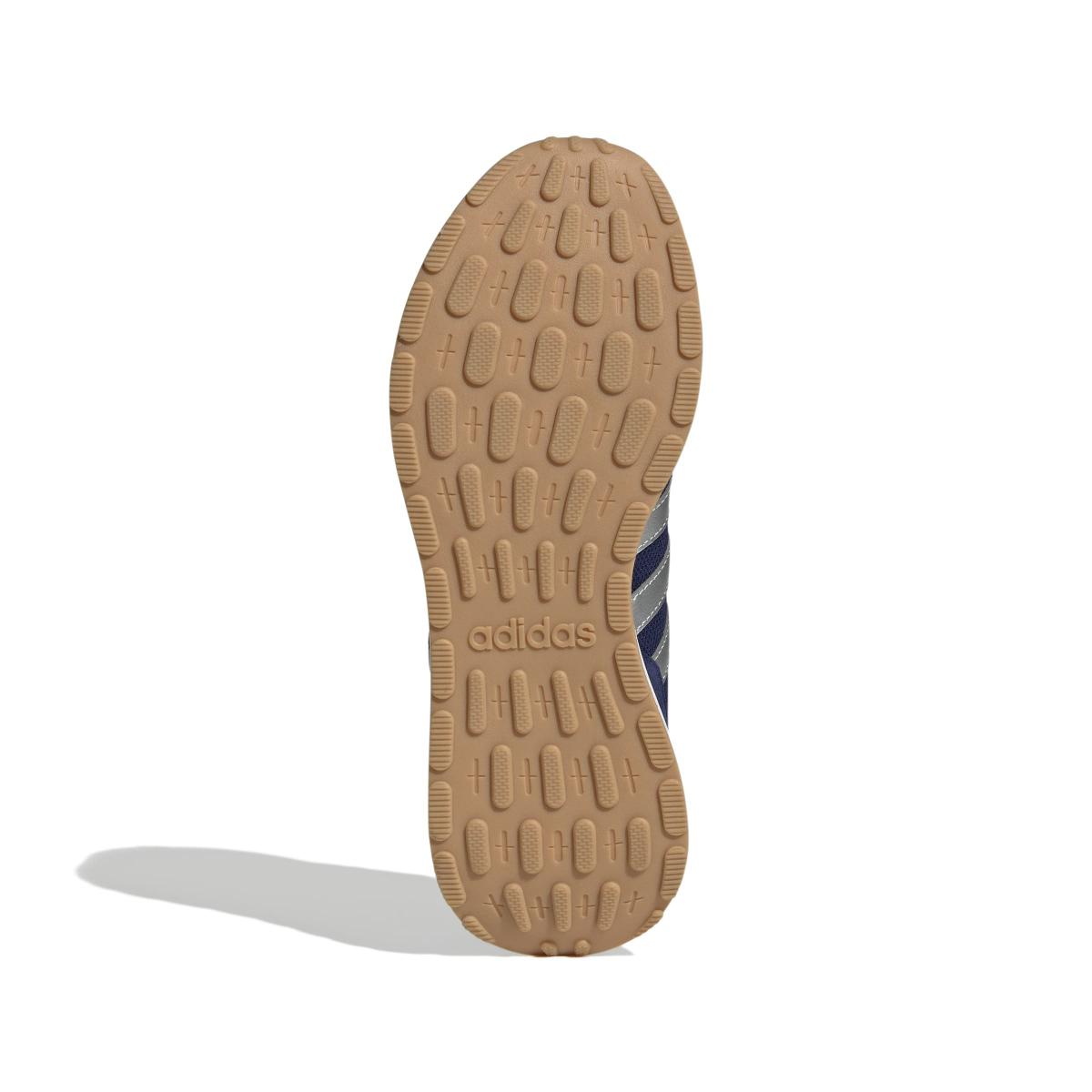 product/a/d/adidas_jr6630_4_footwear_photography_bottom_view_white-nw091725.jpg