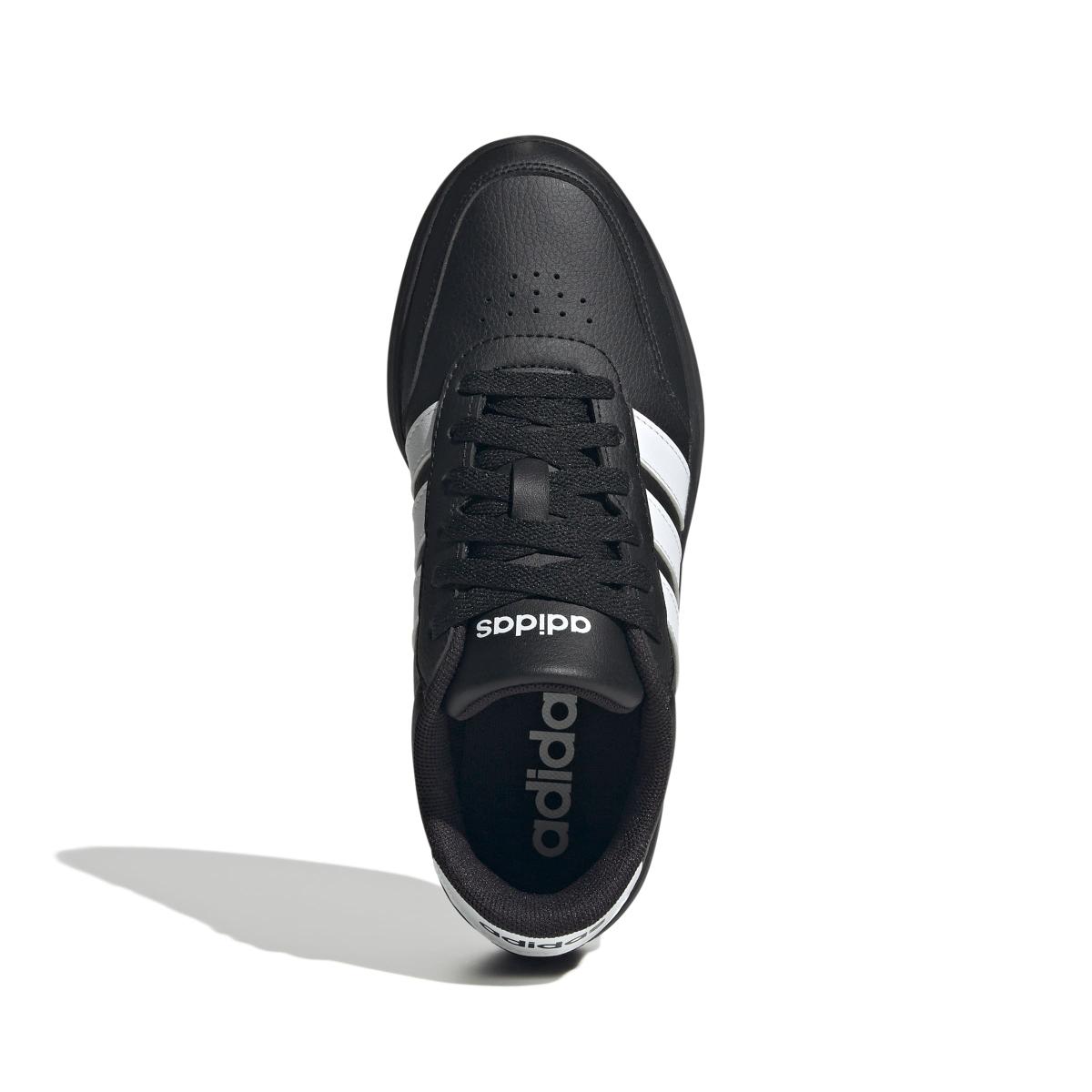 product/a/d/adidas_jr8447_3_footwear_photography_top_portrait_view_white.jpg