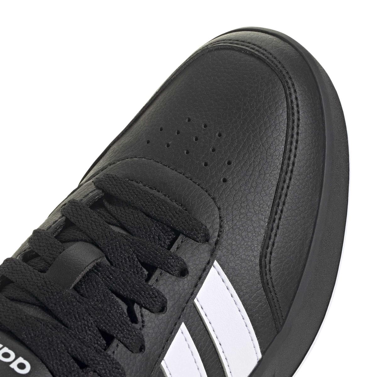 product/a/d/adidas_jr8447_8_footwear_photography_detail_view_1_white.jpg