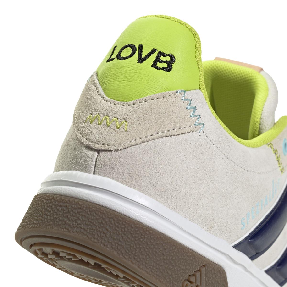 product/a/d/adidas_js1720_8_footwear_photography_detail_view_1_white.jpg