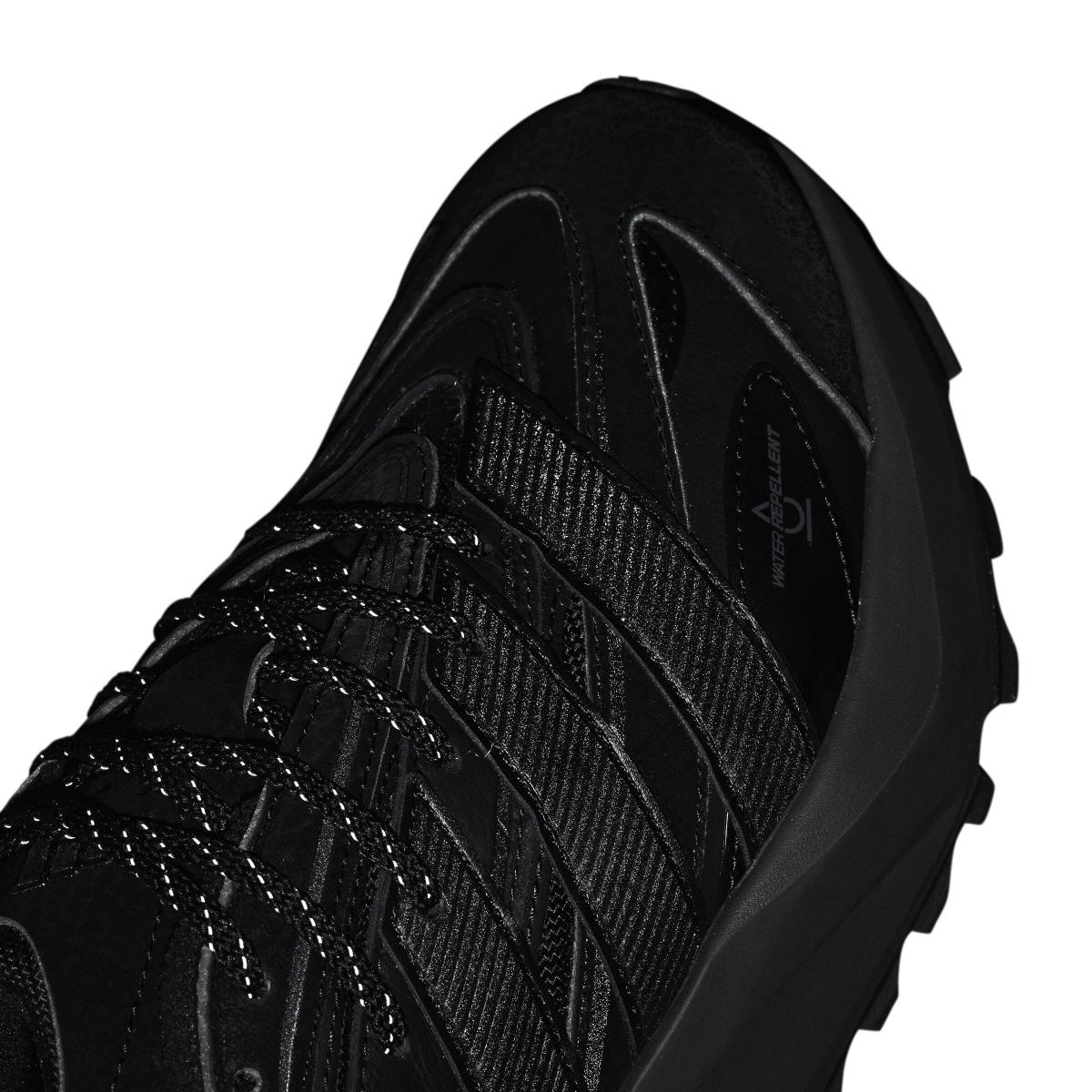 product/a/d/adidas_js1965_13_footwear_photography_reflective_detail_white-nw091725.jpg