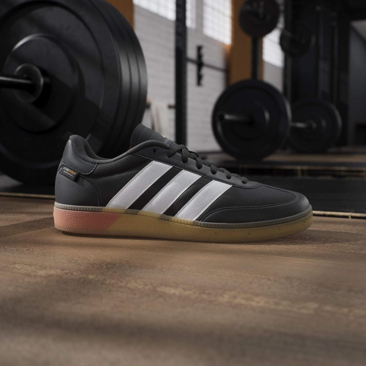 product/a/d/adidas_js3038_16_footwear_photography_heromrktng_view_3-nw091725.jpg