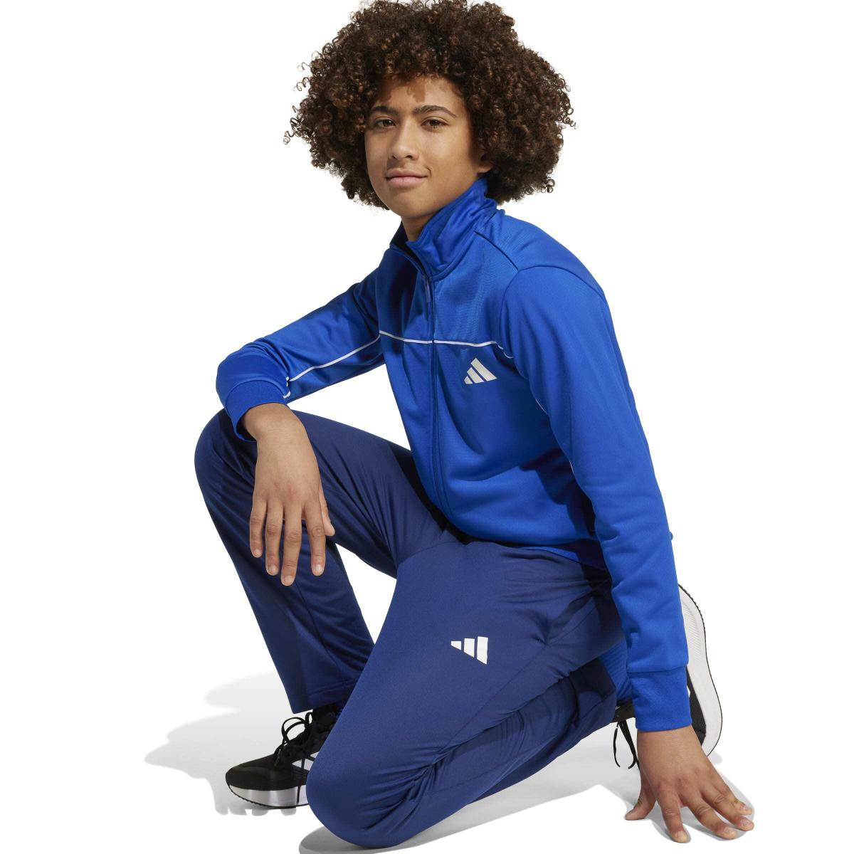 product/a/d/adidas_jx0204_8_apparel_on_model_detail_view_2_white.jpg