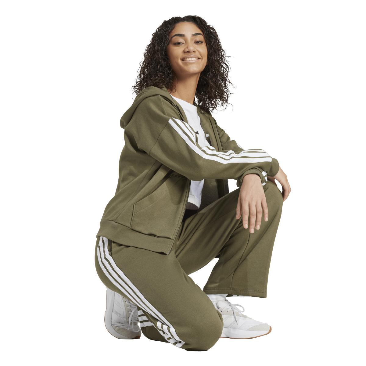 product/a/d/adidas_jx7708_olistr-white_4.jpg