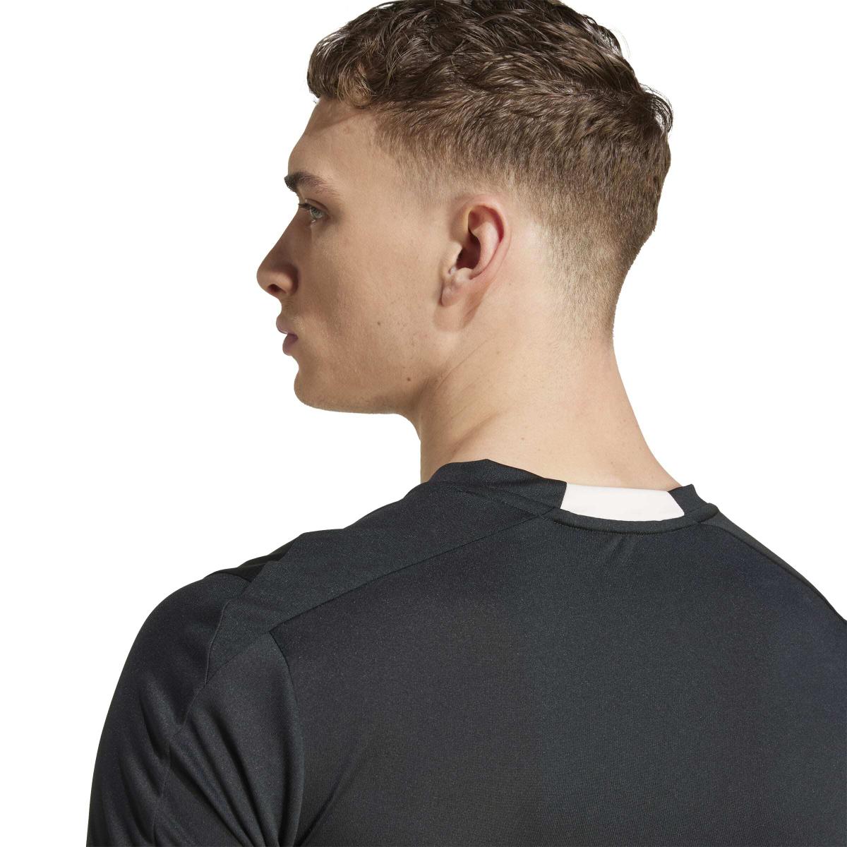 product/a/d/adidas_ka5284_6_apparel_on_model_detail_view_2_white.jpg