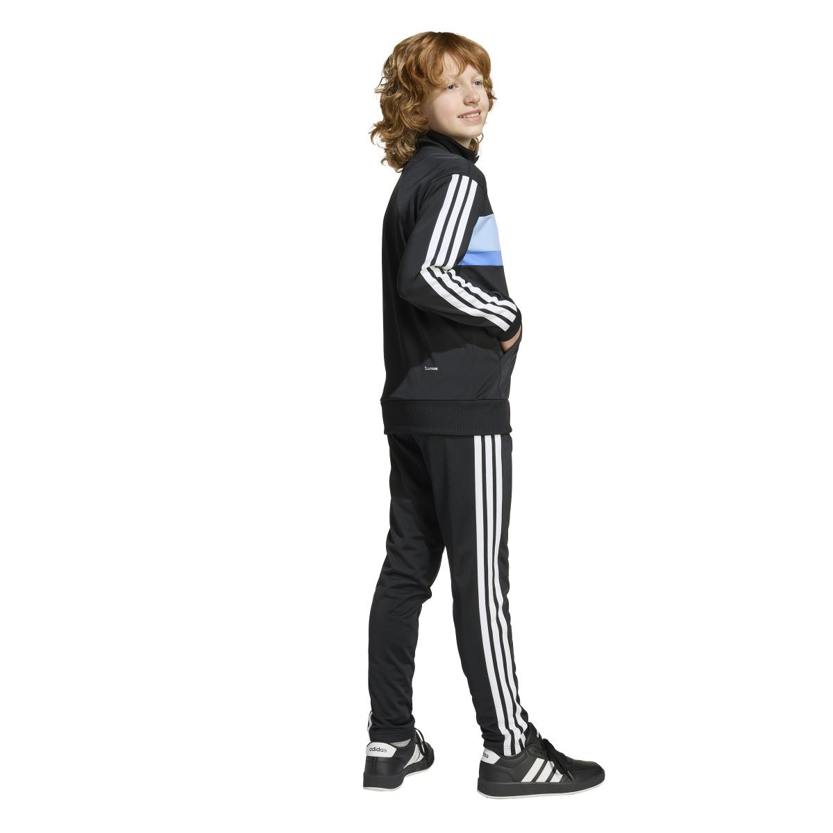 product/a/d/adidas_kb7327_black-globlu-blufus-white_5.jpg