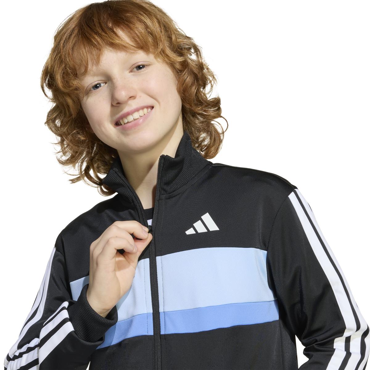 product/a/d/adidas_kb7327_black-globlu-blufus-white_7.jpg
