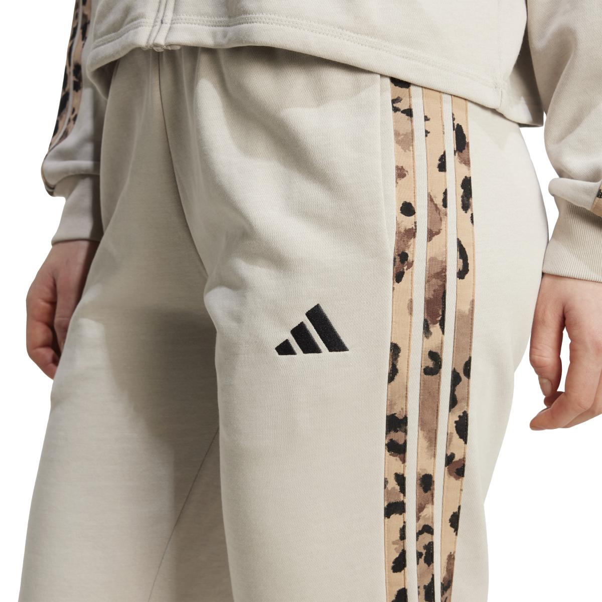 product/a/d/adidas_kb8511_wonalu_6.jpg