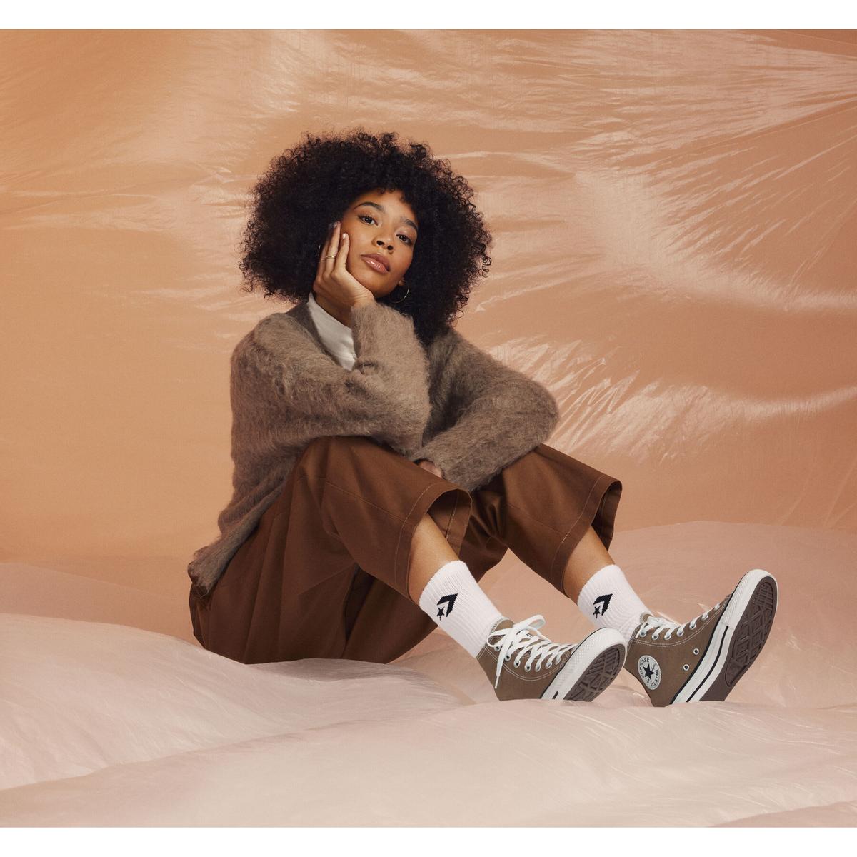 product/c/o/converse_a06560c_marron_9.jpg
