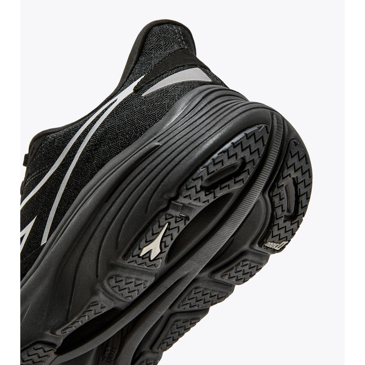 product/d/i/diadora_101.179095-c0200_3.jpg