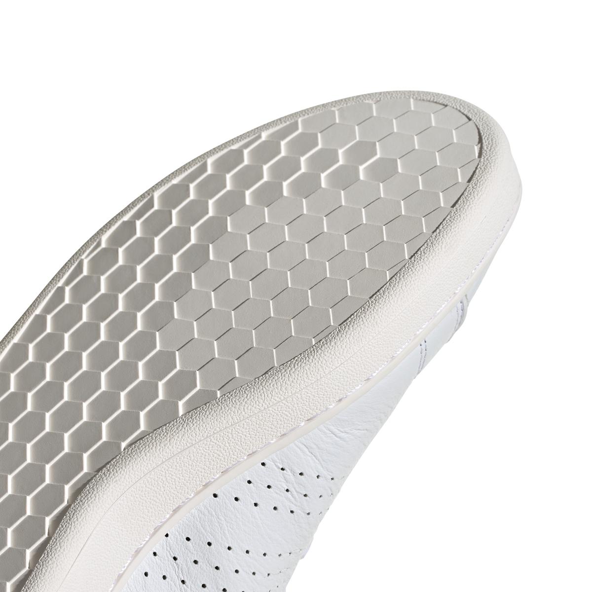 product/e/g/eg3775_ftw_photo_detail-3_white.jpg