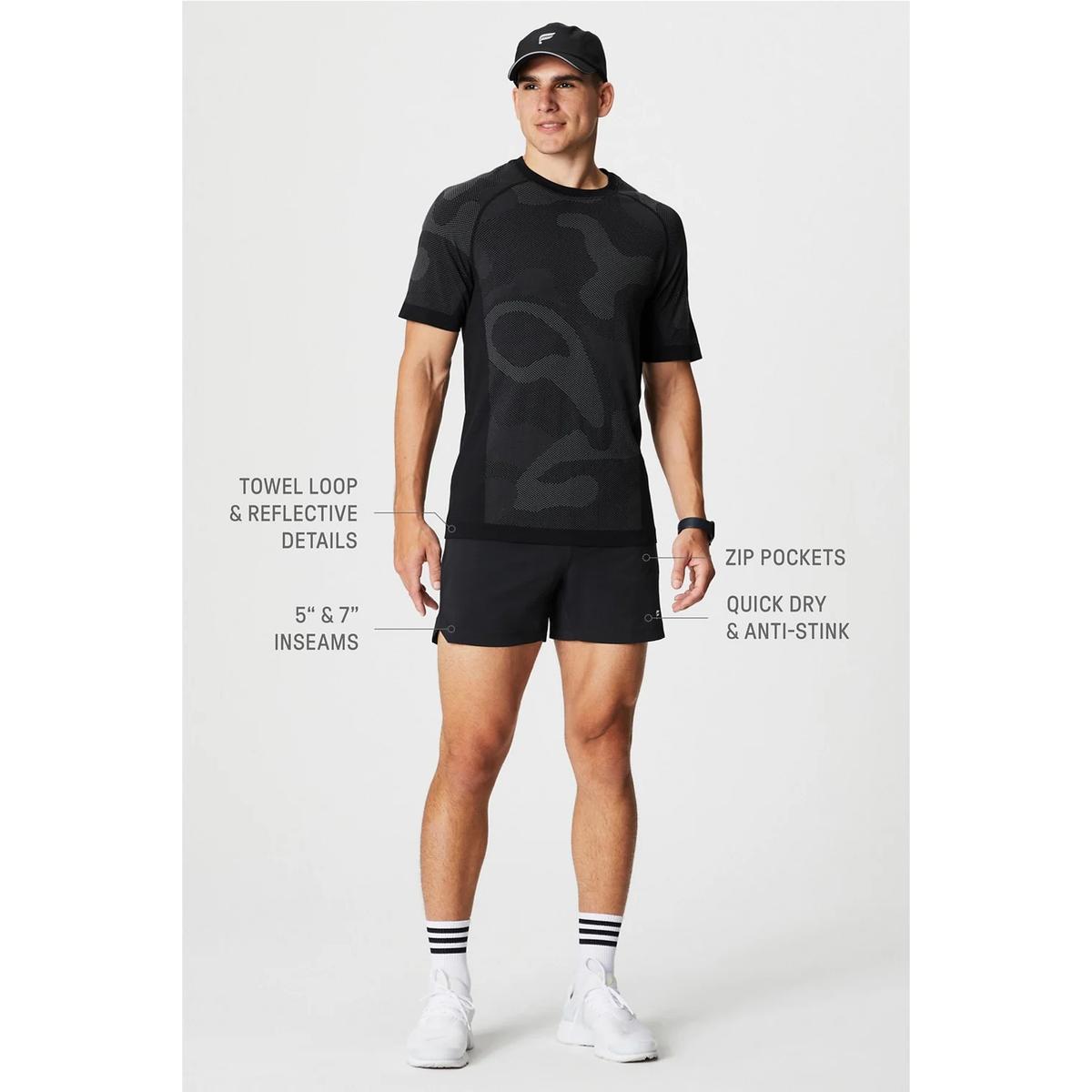 product/f/a/fabletics_so2148646-0001_black_4.jpg