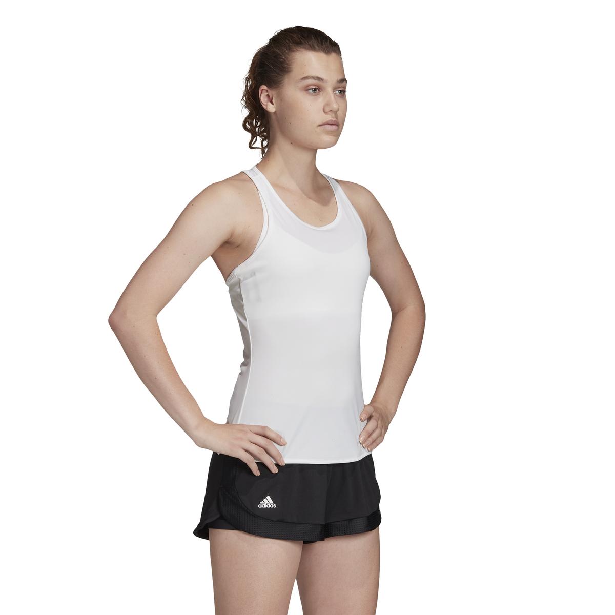 product/f/k/fk6980_app_on-model_walking_white.jpg