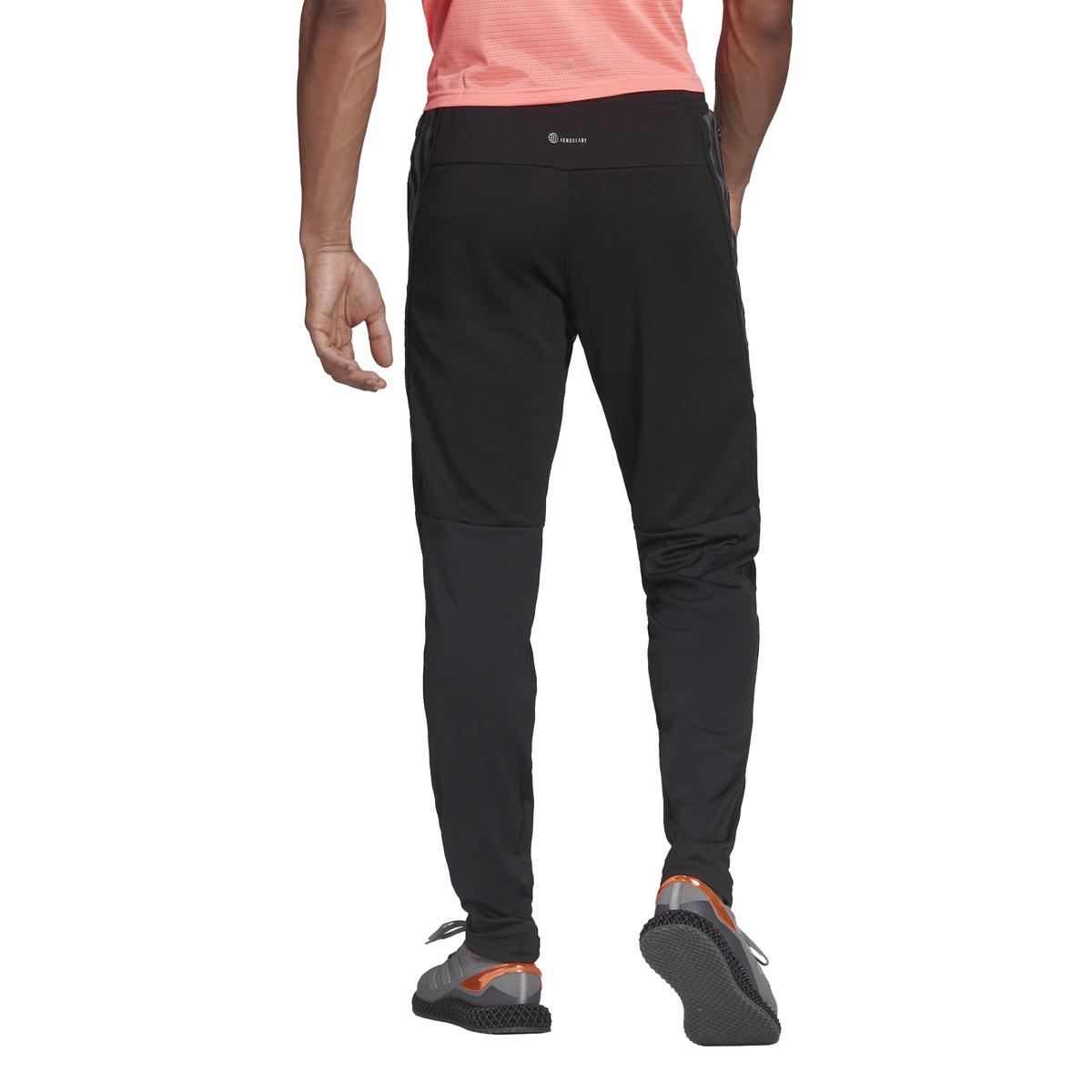 product/h/e/he2470_app_on-model_back_white.jpg