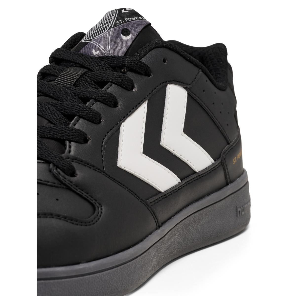 product/h/u/hummel_222815-2114_black-white_3.jpg