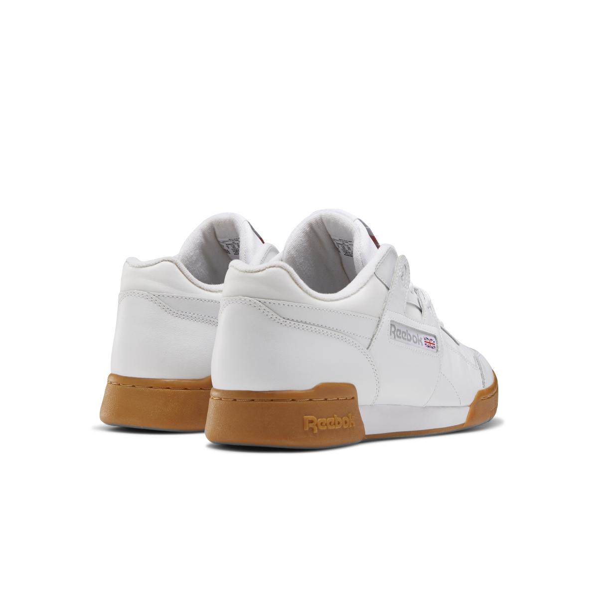 product/r/e/reebok-classics_cn2126_7_footwear_photography_back_lateral_top_view_white_000.jpg