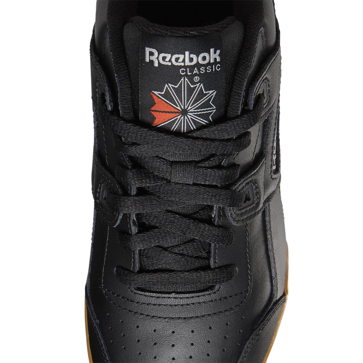 product/r/e/reebok-classics_cn2127_9_footwear_photography_detail_view_2_white_000.jpg