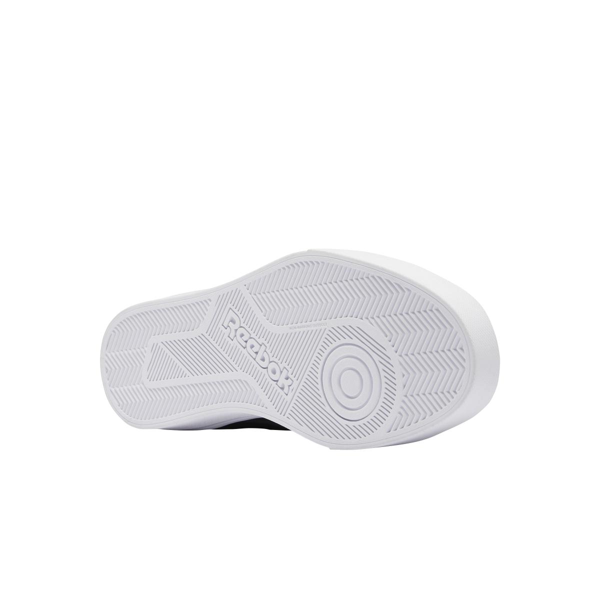 product/r/e/reebok-classics_dv6731_3_footwear_photography_bottom_view_white_000.jpg
