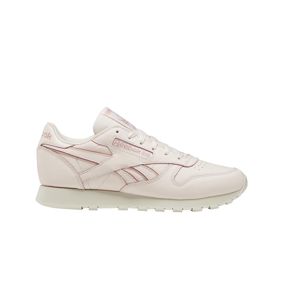 product/r/e/reebok-classics_dv8432_1_footwear_photography_side_lateral_center_view_white_000.jpg