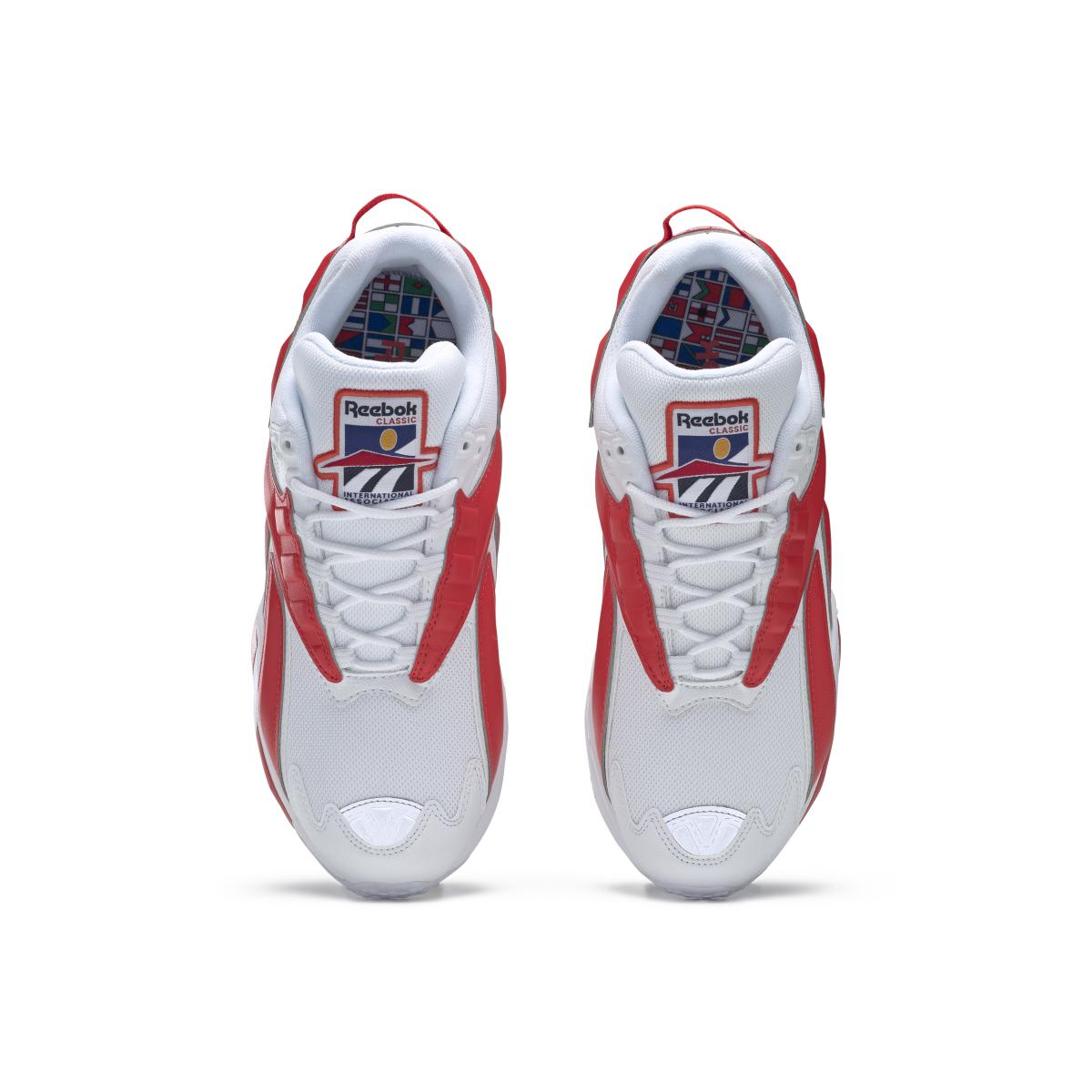 product/r/e/reebok-classics_fv5476_2_footwear_photography_top_portrait_view_white_000.jpg
