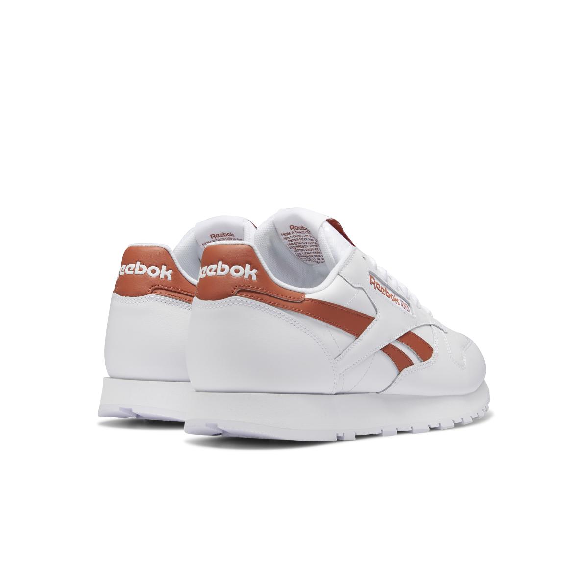 product/r/e/reebok-classics_fy9404_6_footwear_photography_back_lateral_top_view_white_000.jpg