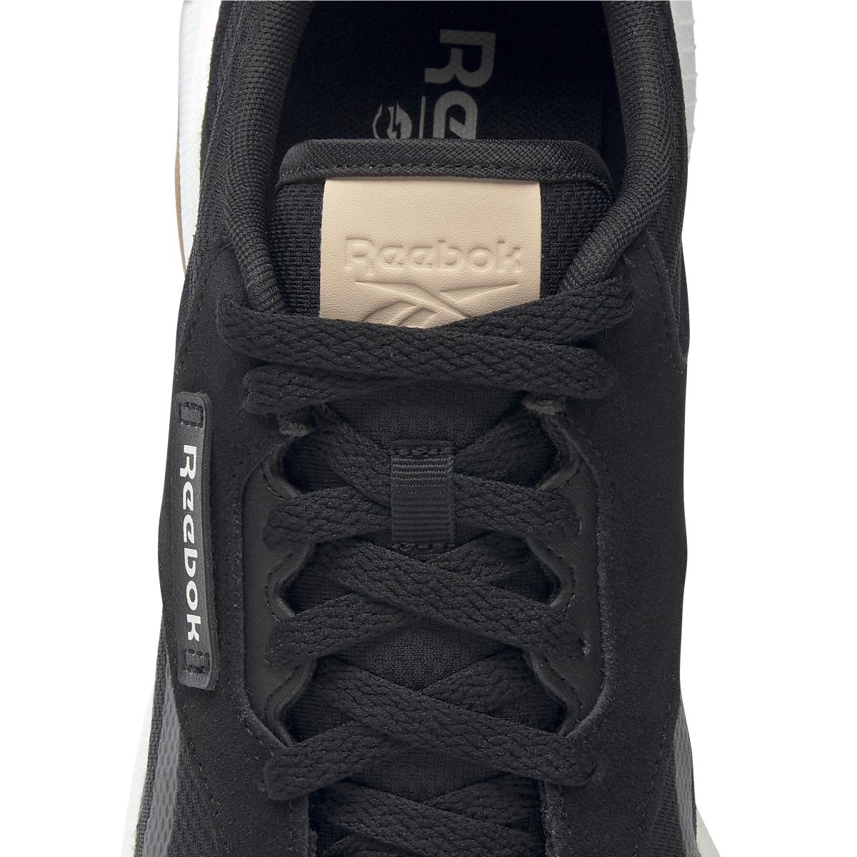 product/r/e/reebok-classics_fz4371_8_footwear_photography_detail_view_2_white_000.jpg
