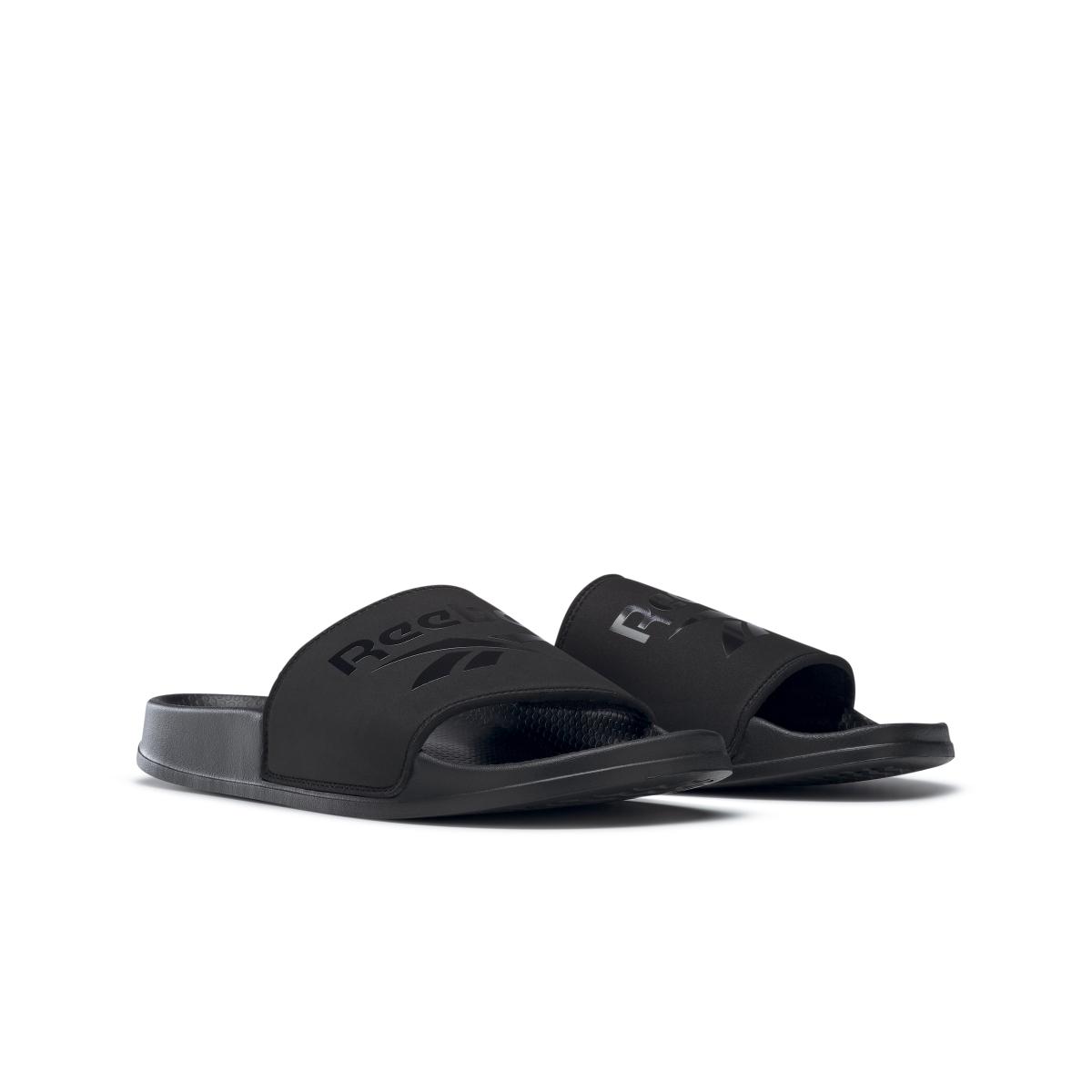 product/r/e/reebok_cn6467_5_footwear_photography_front_lateral_top_view_white.jpg