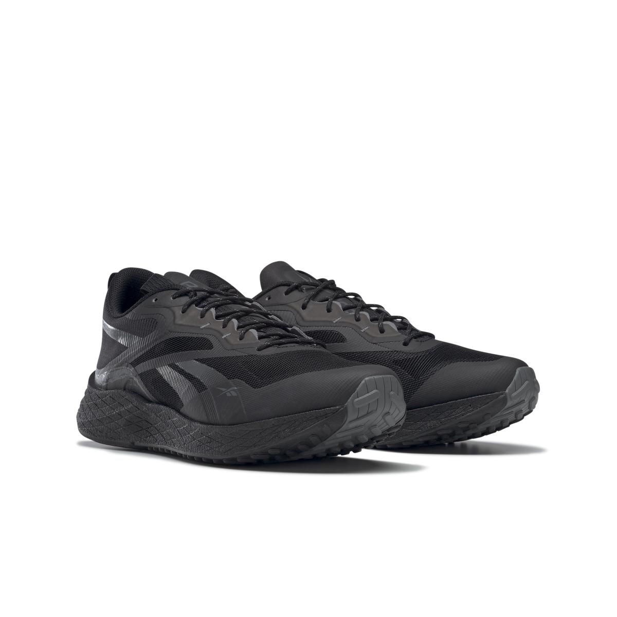 product/r/e/reebok_g58173_5_footwear_photography_front_lateral_top_view_white_000.jpg