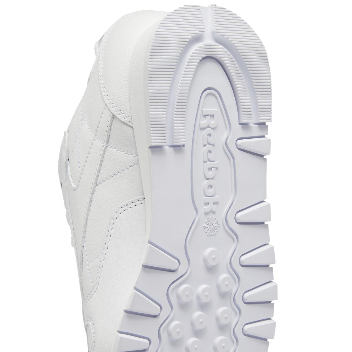 product/r/e/reebok_gy0957_8_footwear_photography_detail_view_2_white_000.jpg