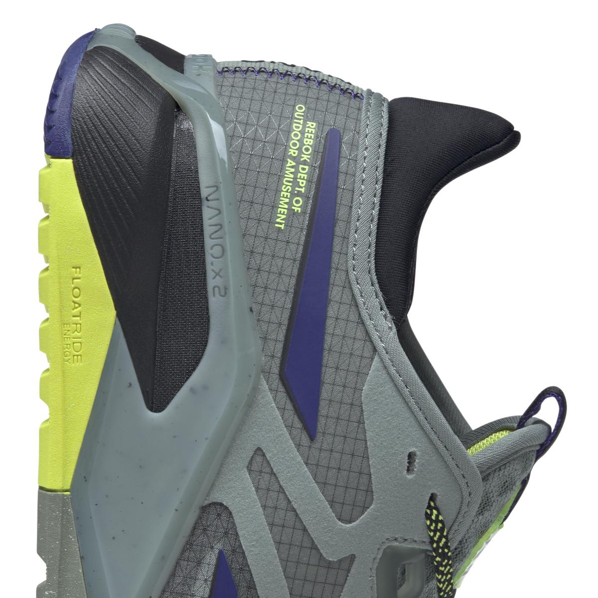 product/r/e/reebok_hp9227_7_footwear_photography_detail_view_1_white_000.jpg