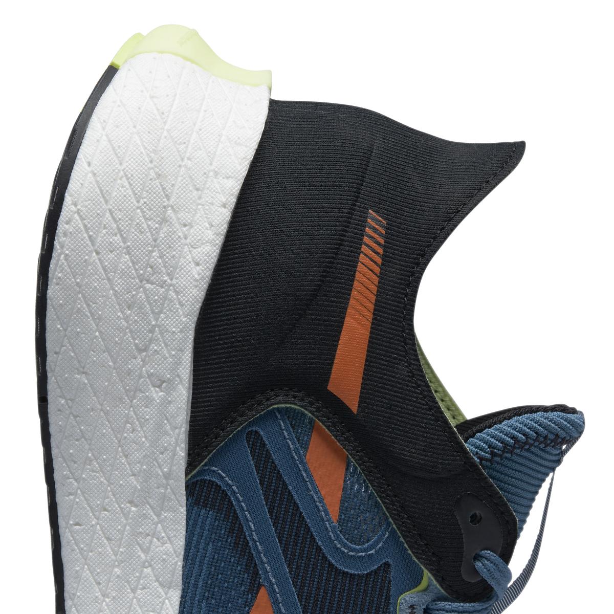 product/r/e/reebok_hp9275_7_footwear_photography_detail_view_1_white_000.jpg