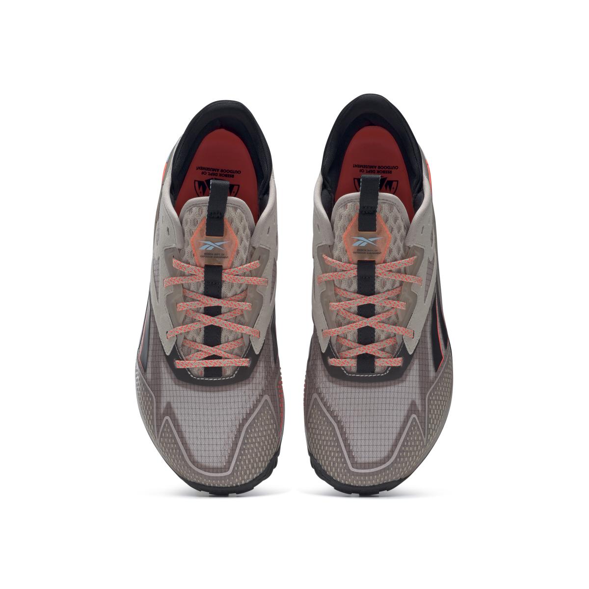 product/r/e/reebok_hr0411_2_footwear_photography_top_portrait_view_white_000.jpg