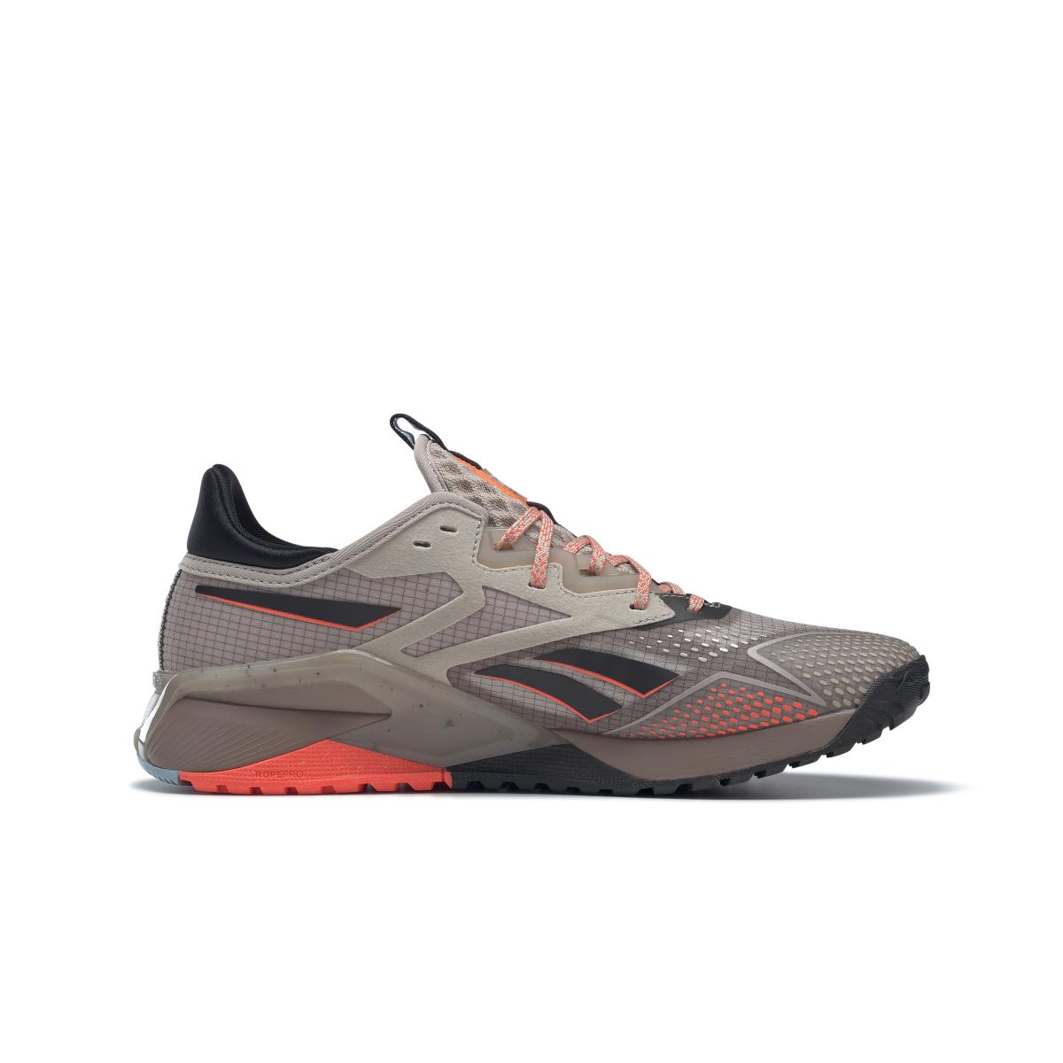 product/r/e/reebok_hr0411_4_footwear_photography_side_medial_center_view_white_000.jpg