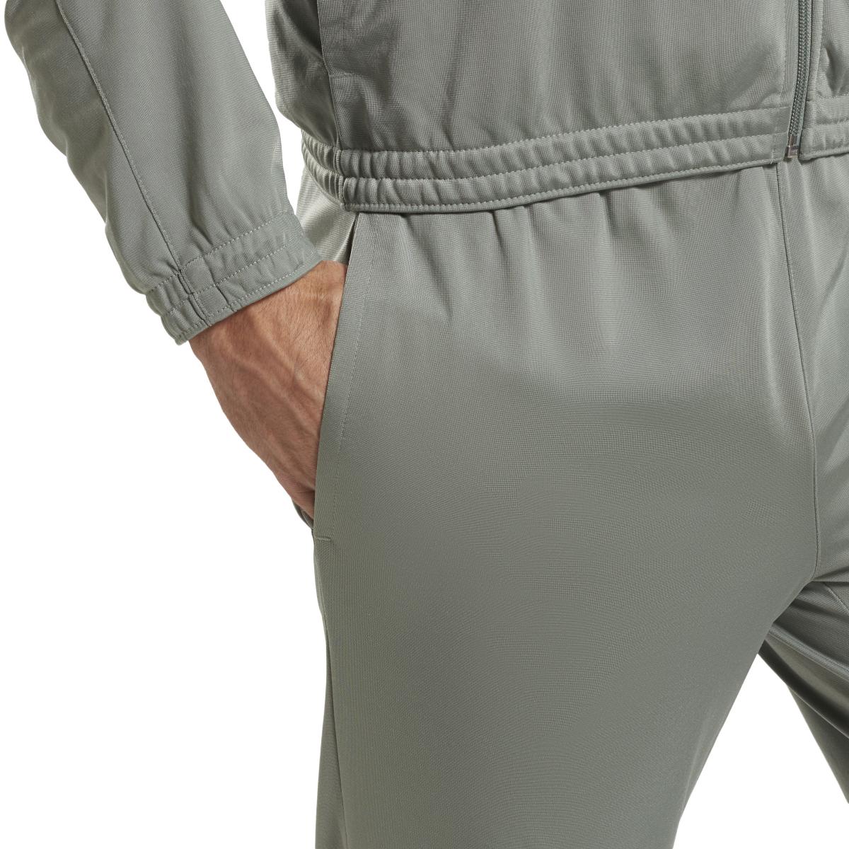 product/r/e/reebok_hr3056_6_apparel_on_model_detail_view_2_white.jpg