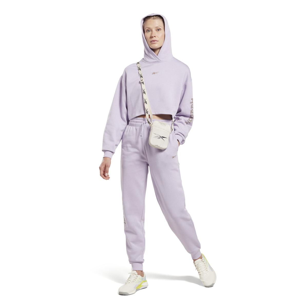 product/r/e/reebok_ht6074_4_apparel_on_model_side_view_white.jpg