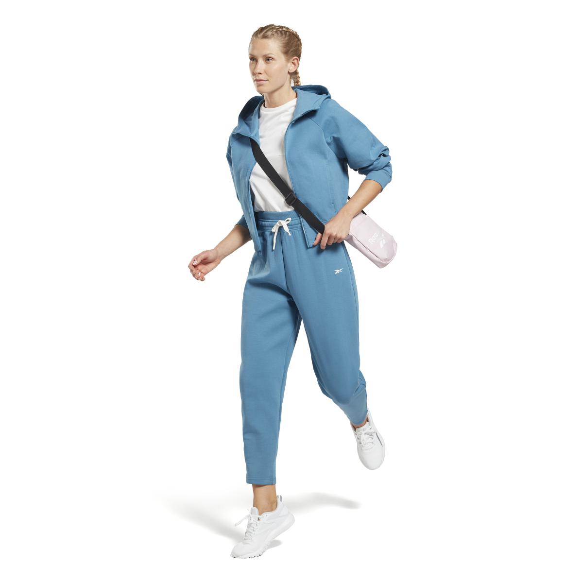 product/r/e/reebok_ht6099_4_apparel_on_model_side_view_white.jpg