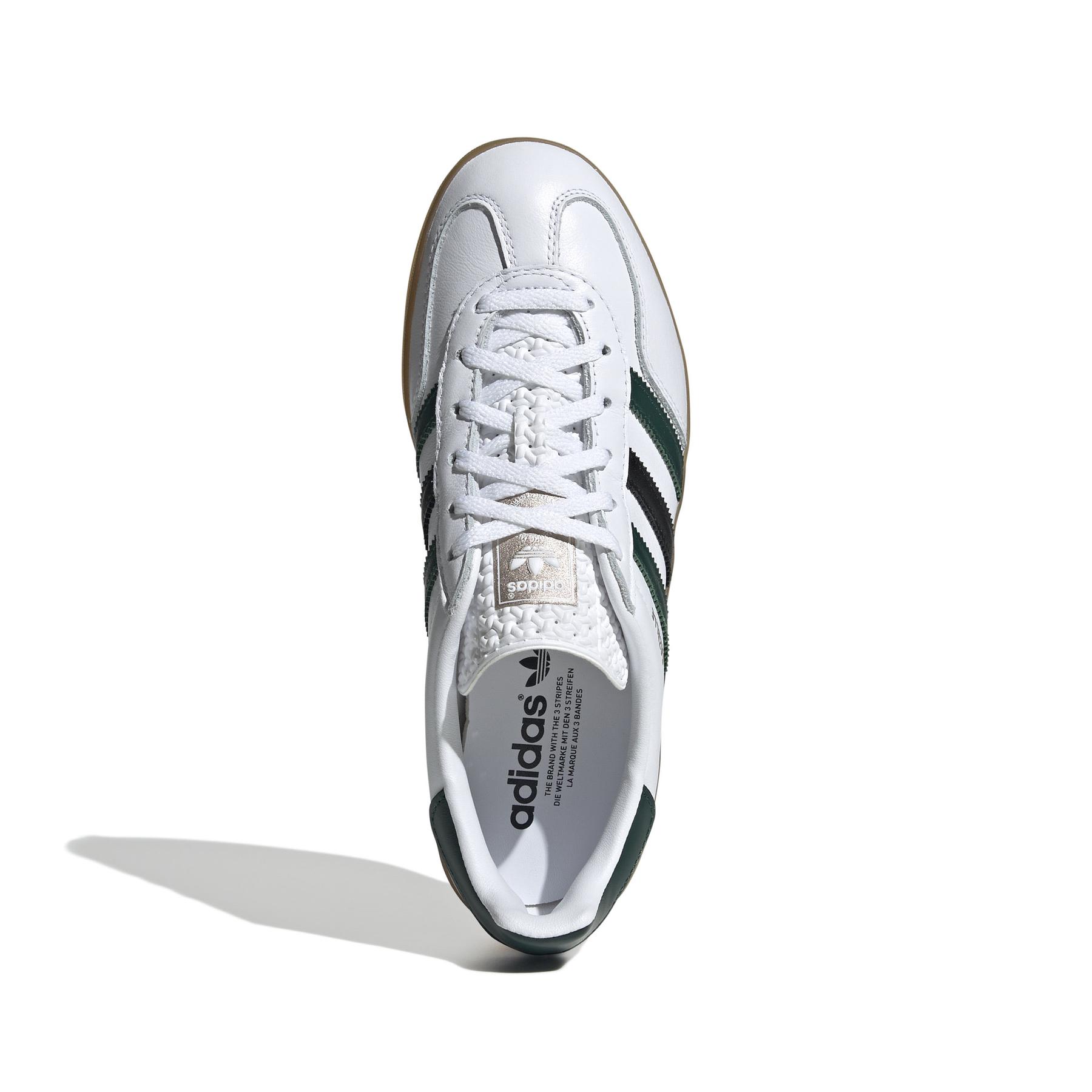 product/2/0/2025_08_adidas_ie2957_3_footwear_photography_top_portrait_view_white.jpg