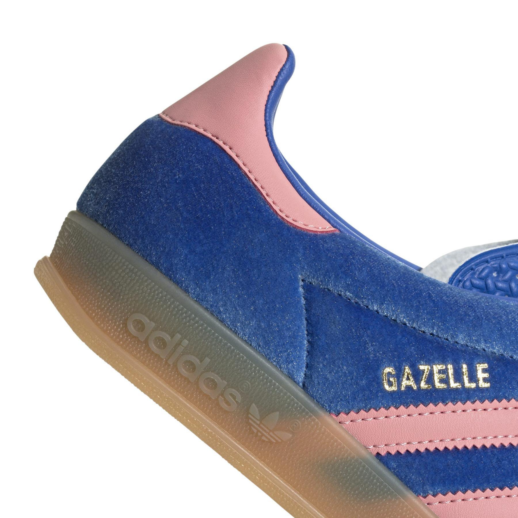 product/2/0/2025_08_adidas_ig6785_8_footwear_photography_detail_view_1_white.jpg