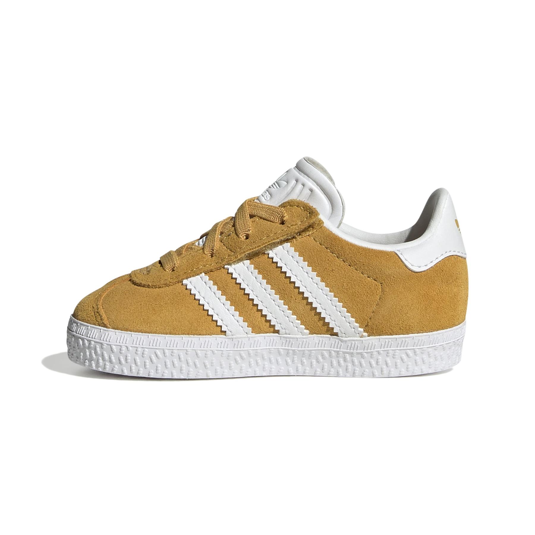 product/2/0/2025_08_adidas_ih0361_5_footwear_photography_side_medial_center_view_white.jpg