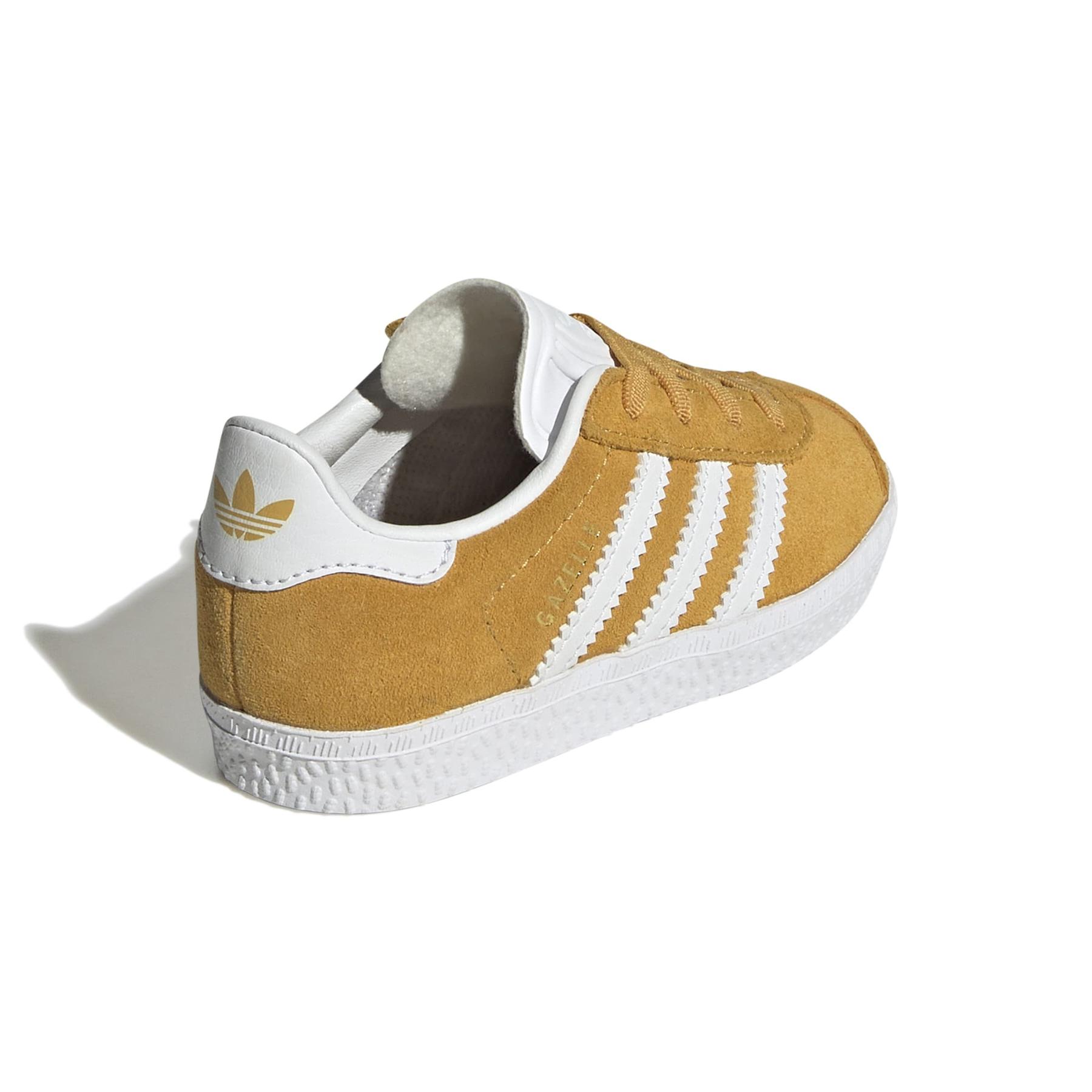 product/2/0/2025_08_adidas_ih0361_7_footwear_photography_back_lateral_top_view_white.jpg