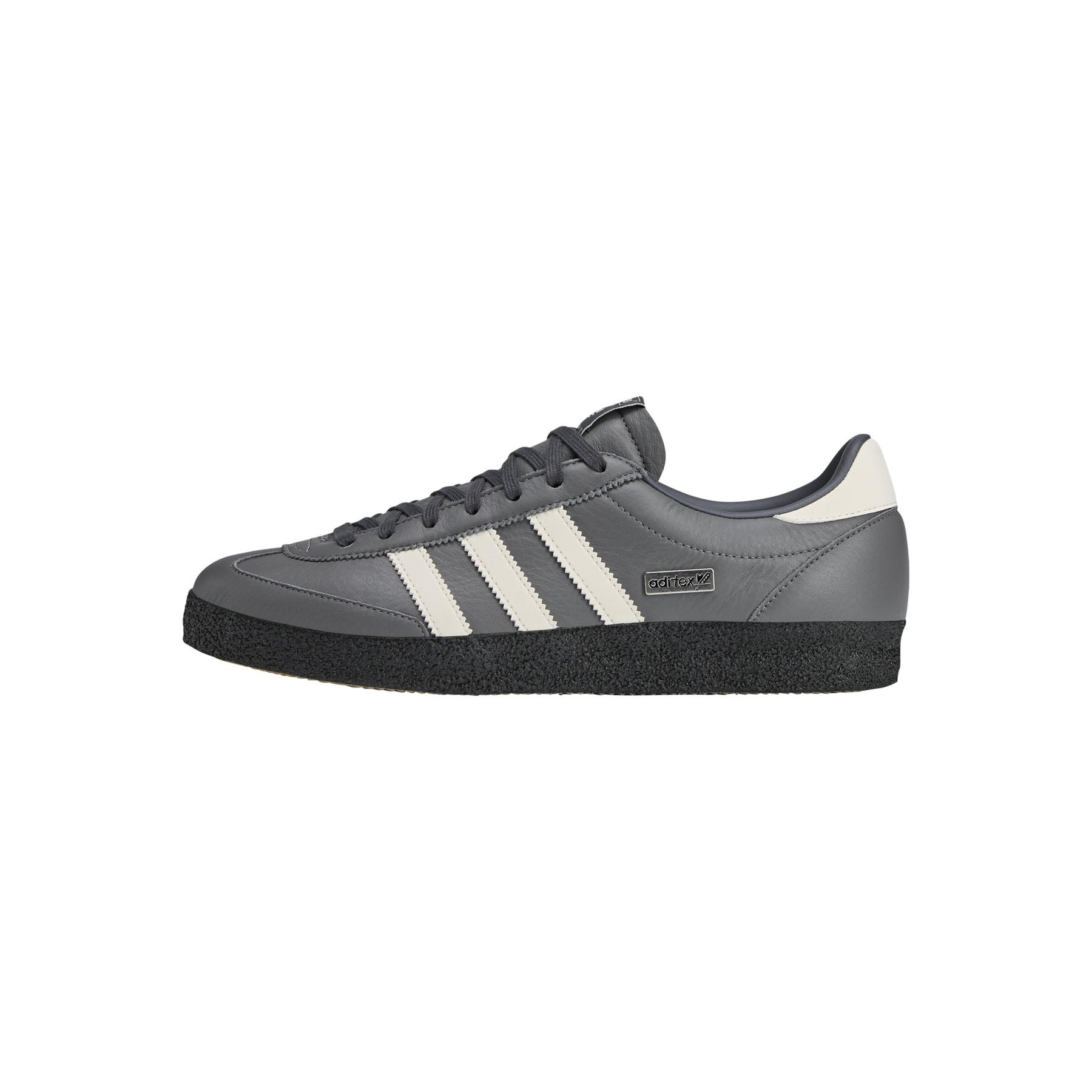 product/2/0/2025_08_adidas_ih3126_11_footwear_photography_left_side_center_lateral_view_white.jpg