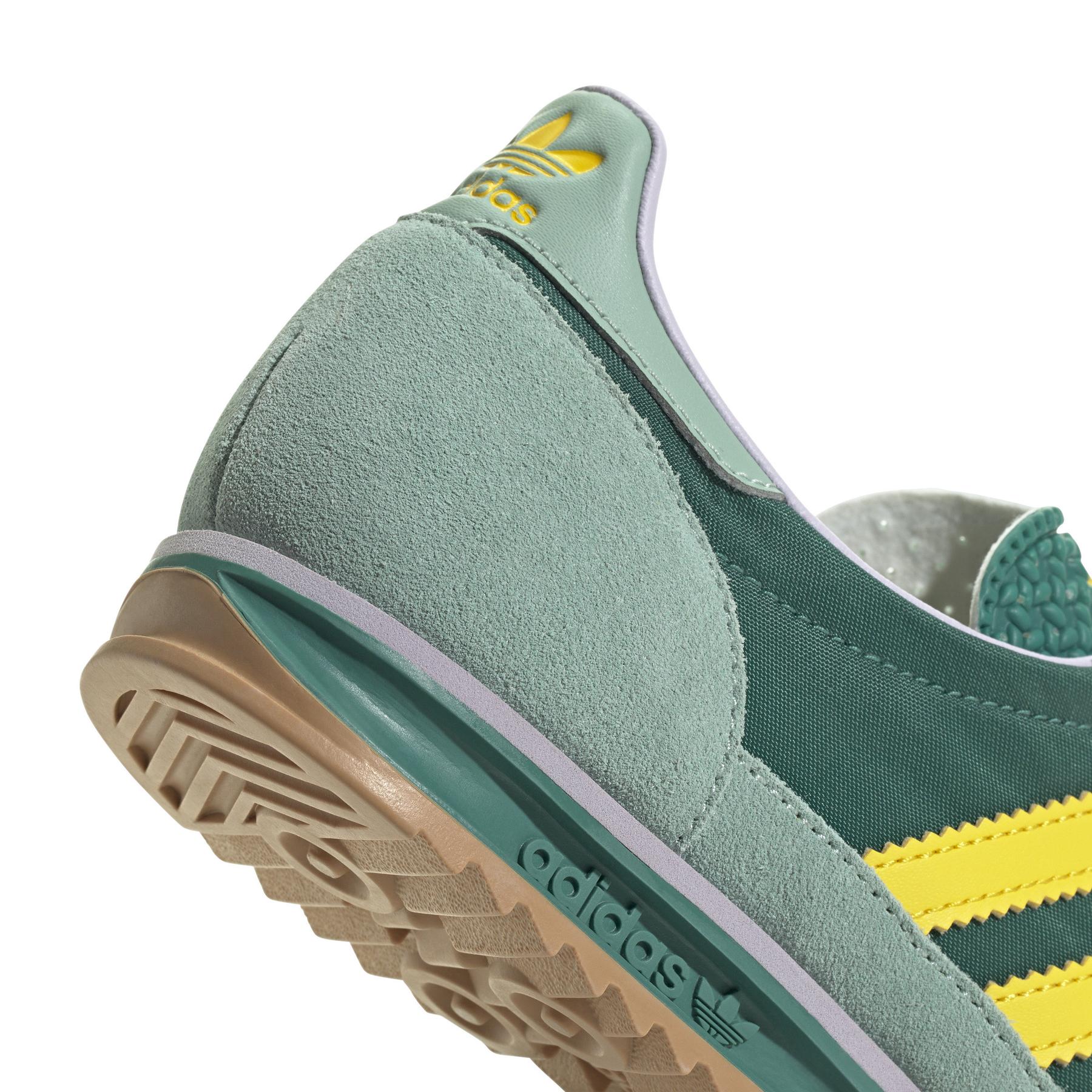 product/2/0/2025_08_adidas_jh7391_9_footwear_photography_detail_view_2_white.jpg