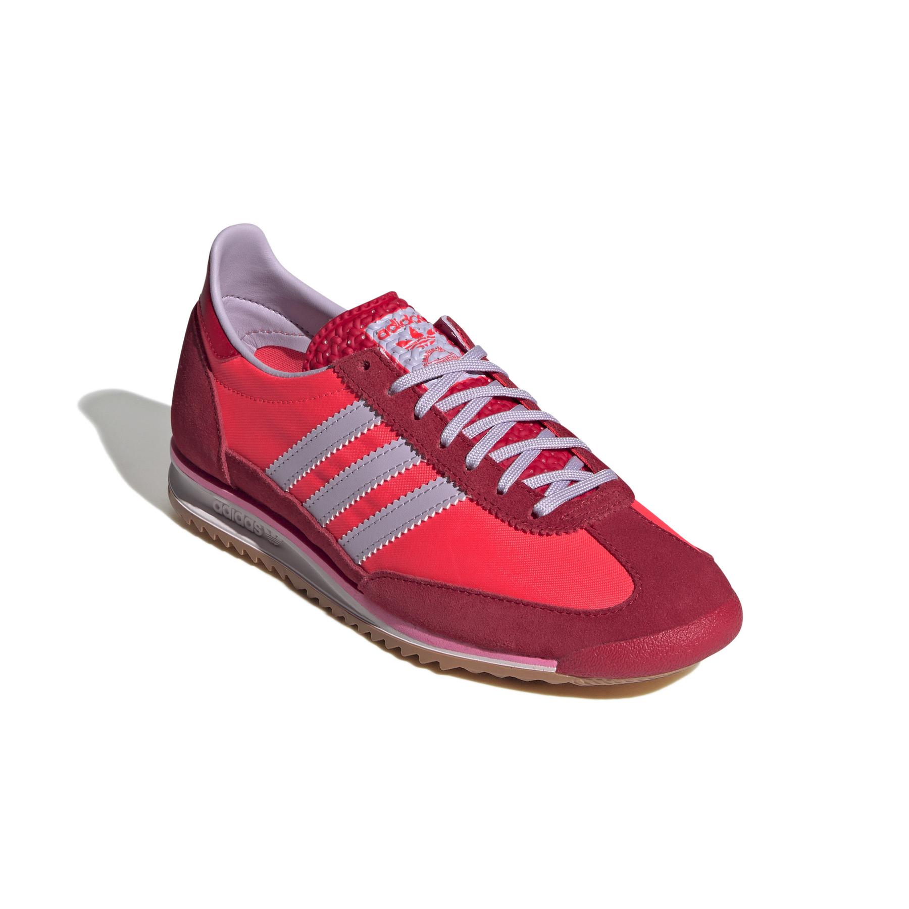 product/2/0/2025_08_adidas_jh7392_6_footwear_photography_front_lateral_top_view_white.jpg
