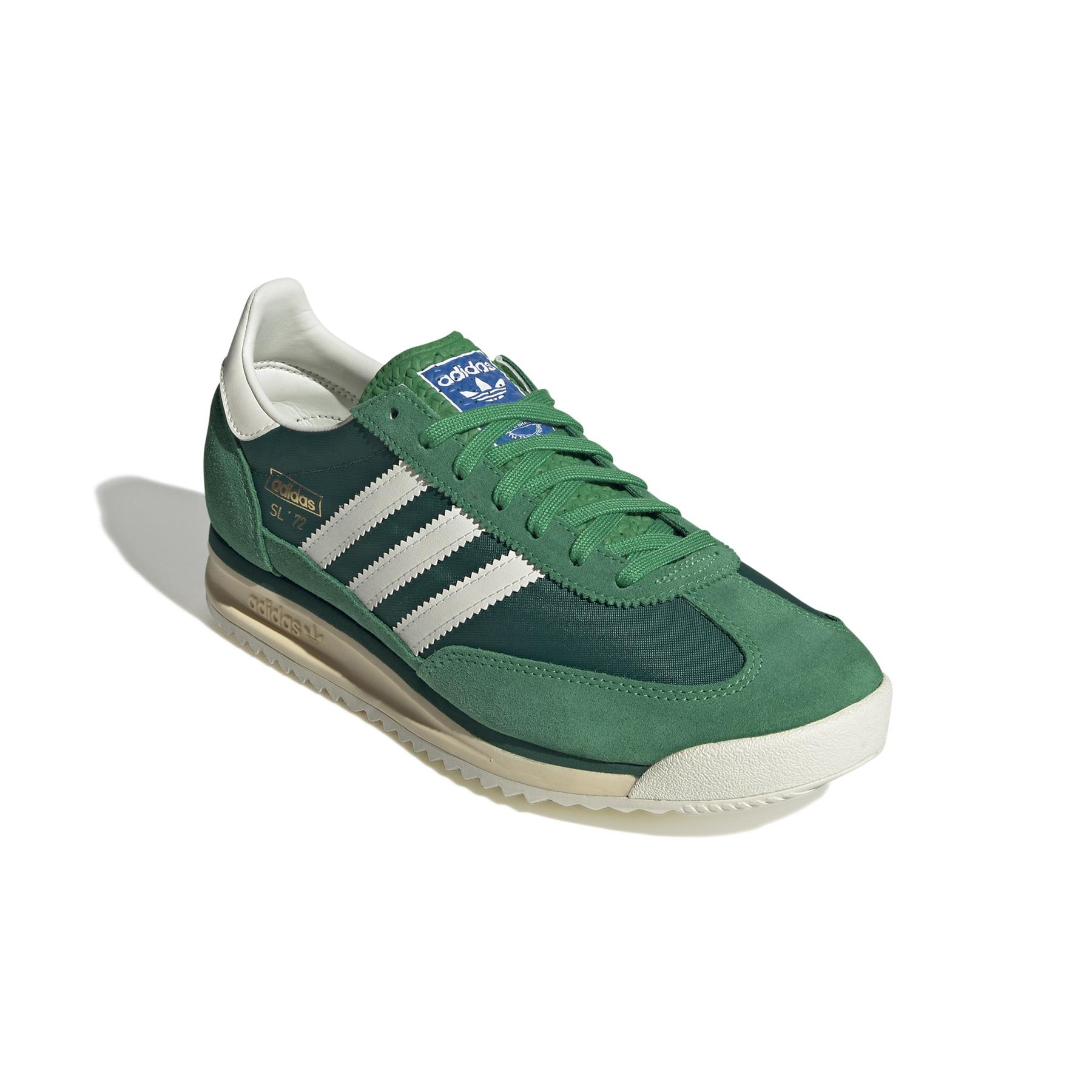 product/2/0/2025_08_adidas_jh8643_6_footwear_photography_front_lateral_top_view_white.jpg