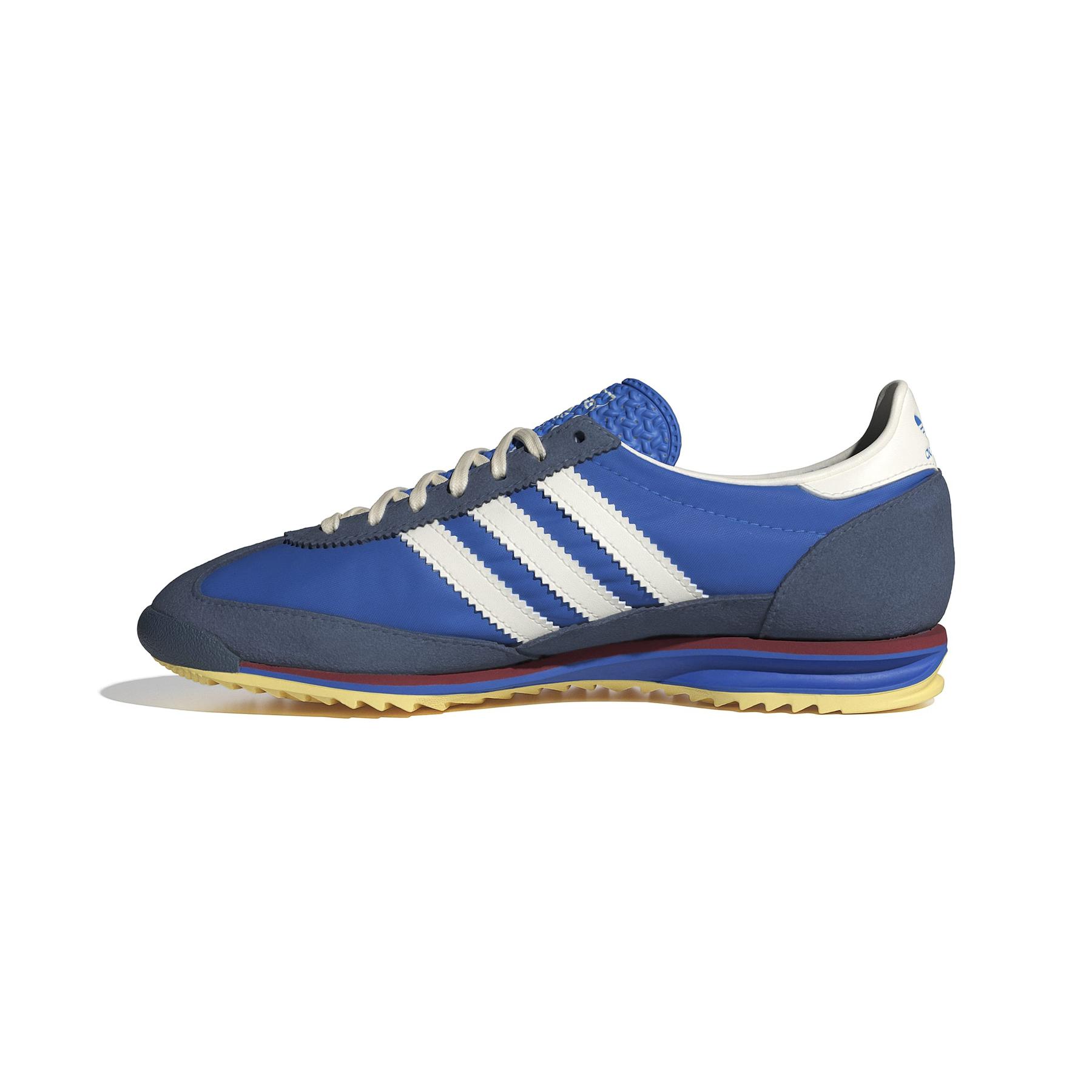 product/2/0/2025_08_adidas_js0255_5_footwear_photography_side_medial_center_view_white.jpg