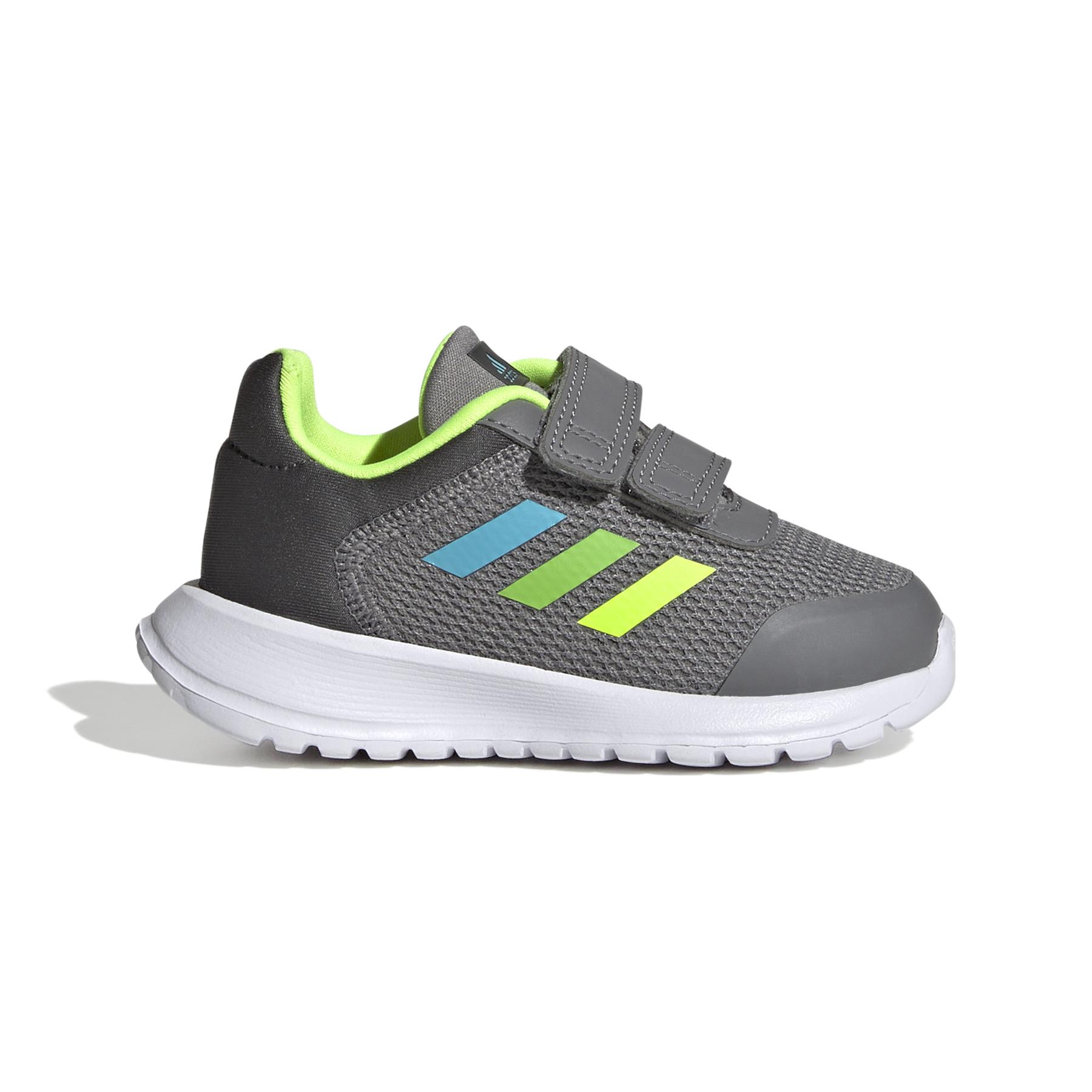 product/2/0/2025_09_adidas_if0355_1_footwear_photography_side_lateral_center_view_white.jpg