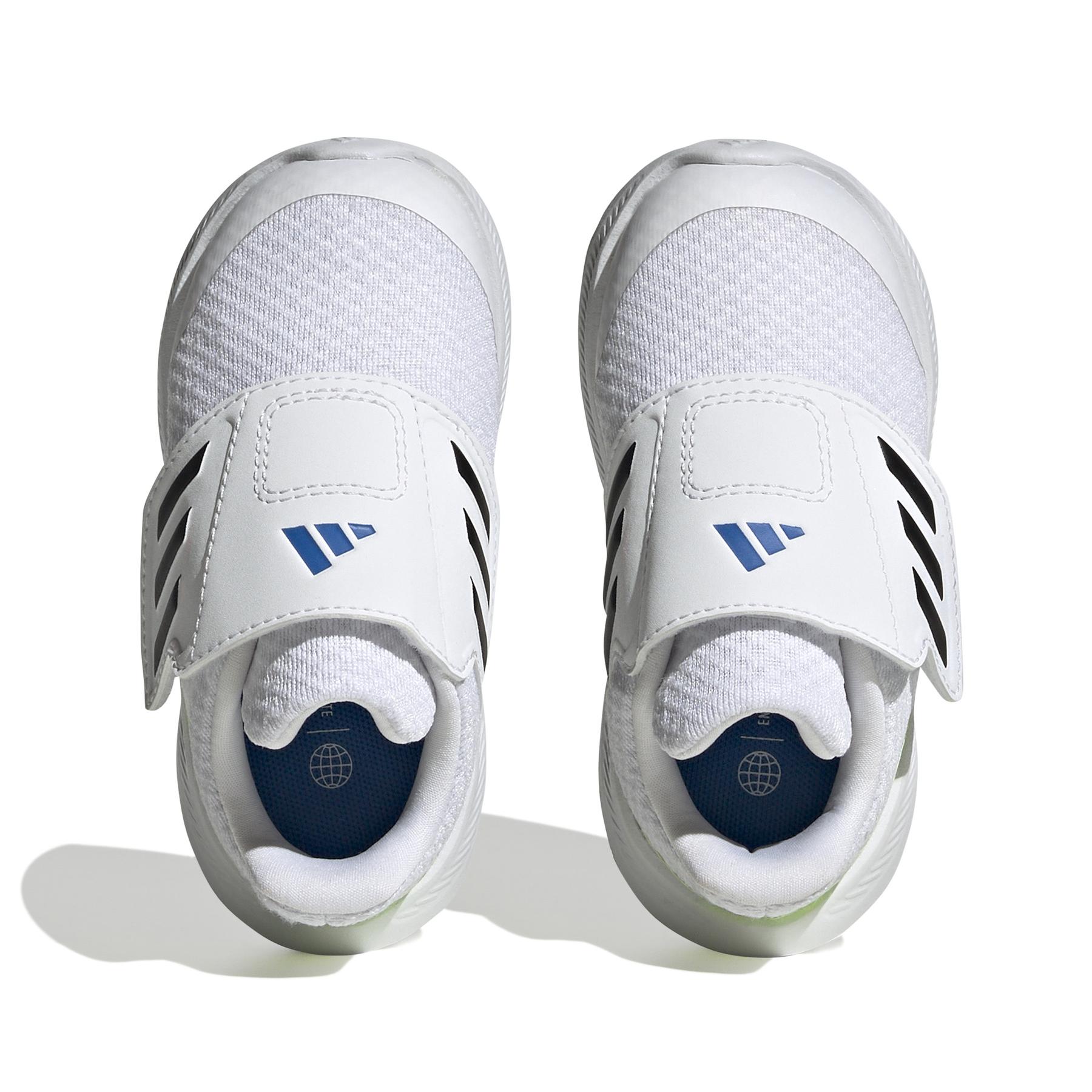 product/2/0/2025_09_adidas_ig7276_3_footwear_photography_top_portrait_view_white.jpg